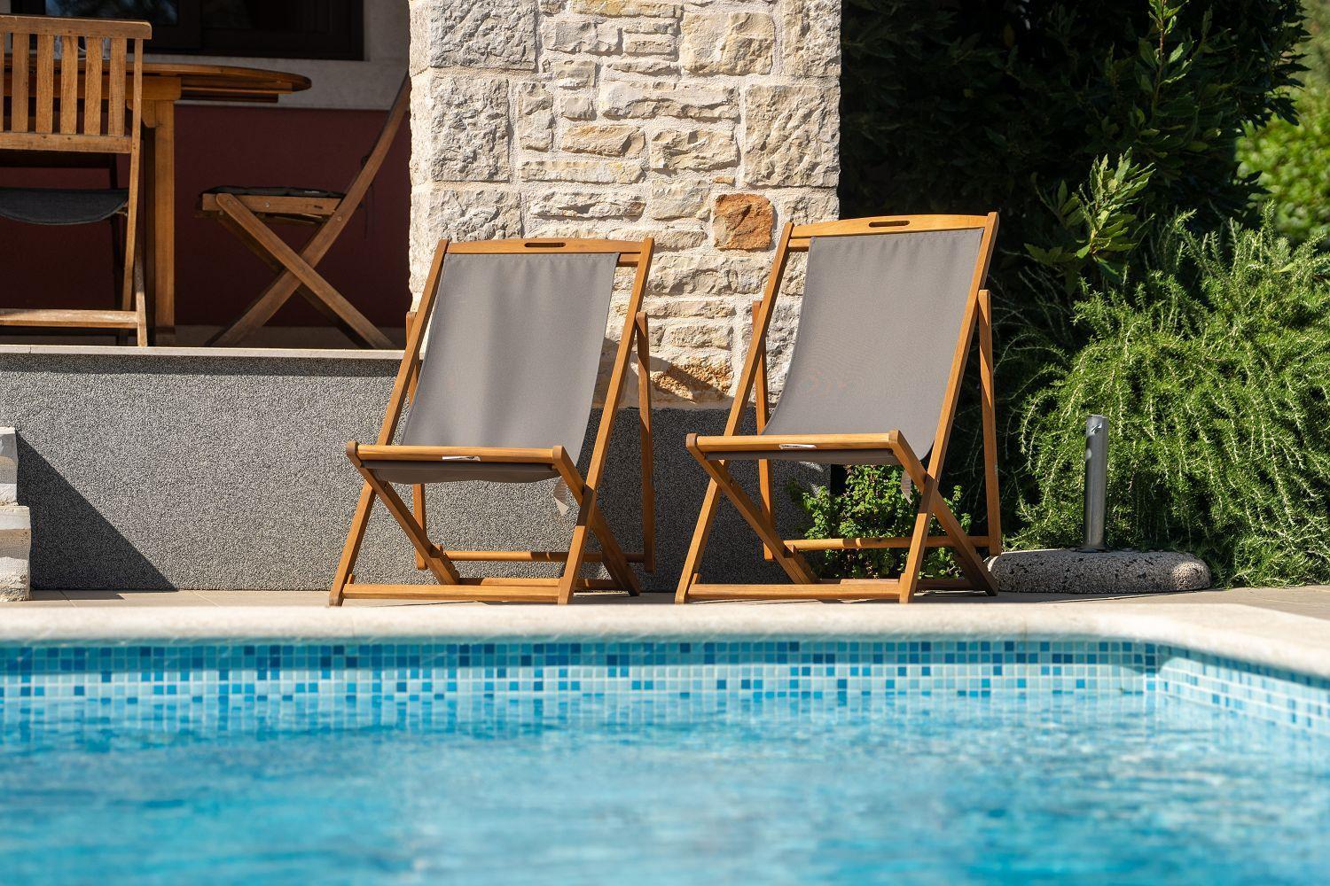 Idyllische Mit Panorama Meerblick, Privatpool, Babybett, Aussendusche, Umgeben Von Oleander Und Oliven Poreč