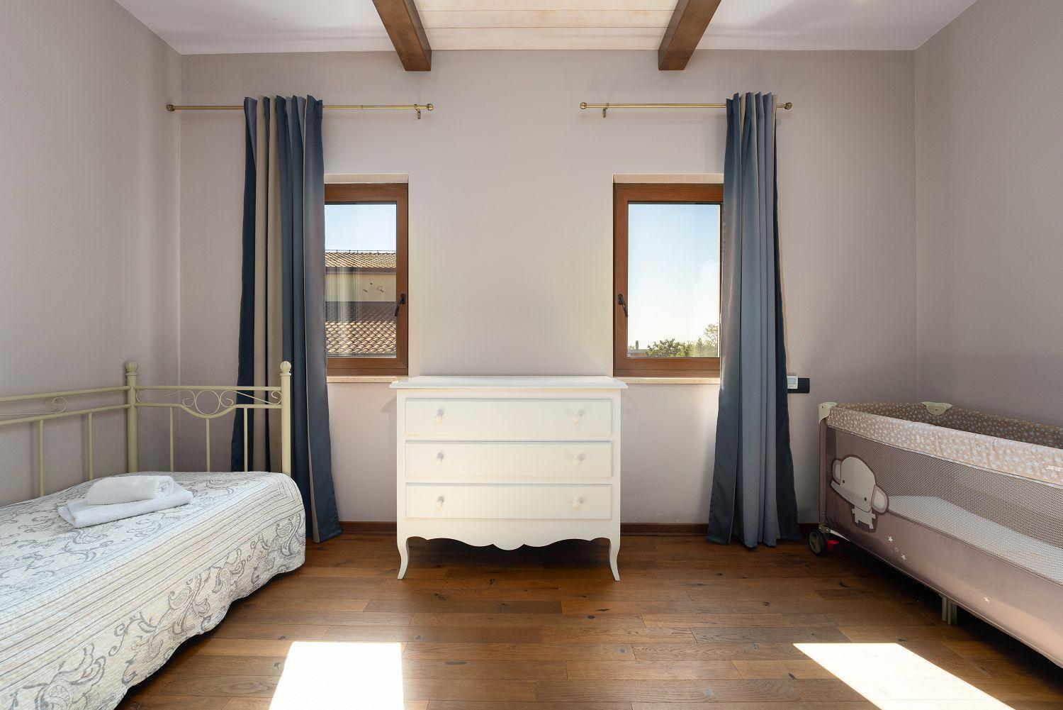 Ferienhaus Idyllische Mit Panorama Meerblick, Privatpool, Babybett, Aussendusche, Umgeben Von Oleander Und Oliven *