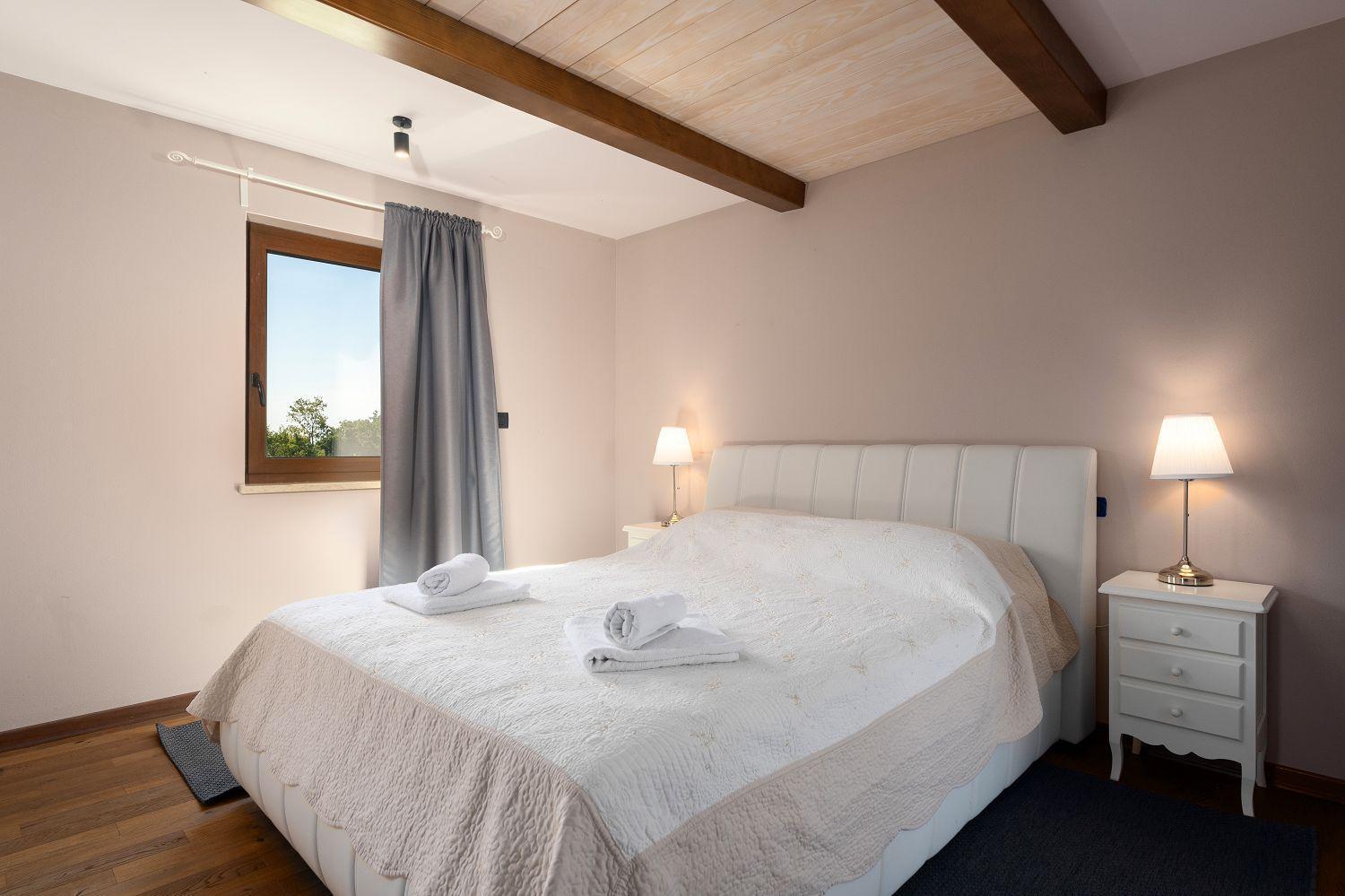 Idyllische Mit Panorama Meerblick, Privatpool, Babybett, Aussendusche, Umgeben Von Oleander Und Oliven Dovolenkový dom Porec
