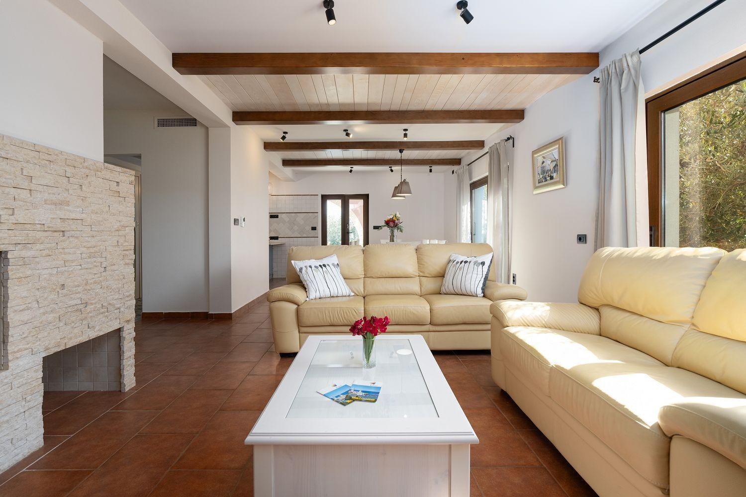 Idyllische Mit Panorama Meerblick, Privatpool, Babybett, Aussendusche, Umgeben Von Oleander Und Oliven Ferienhaus