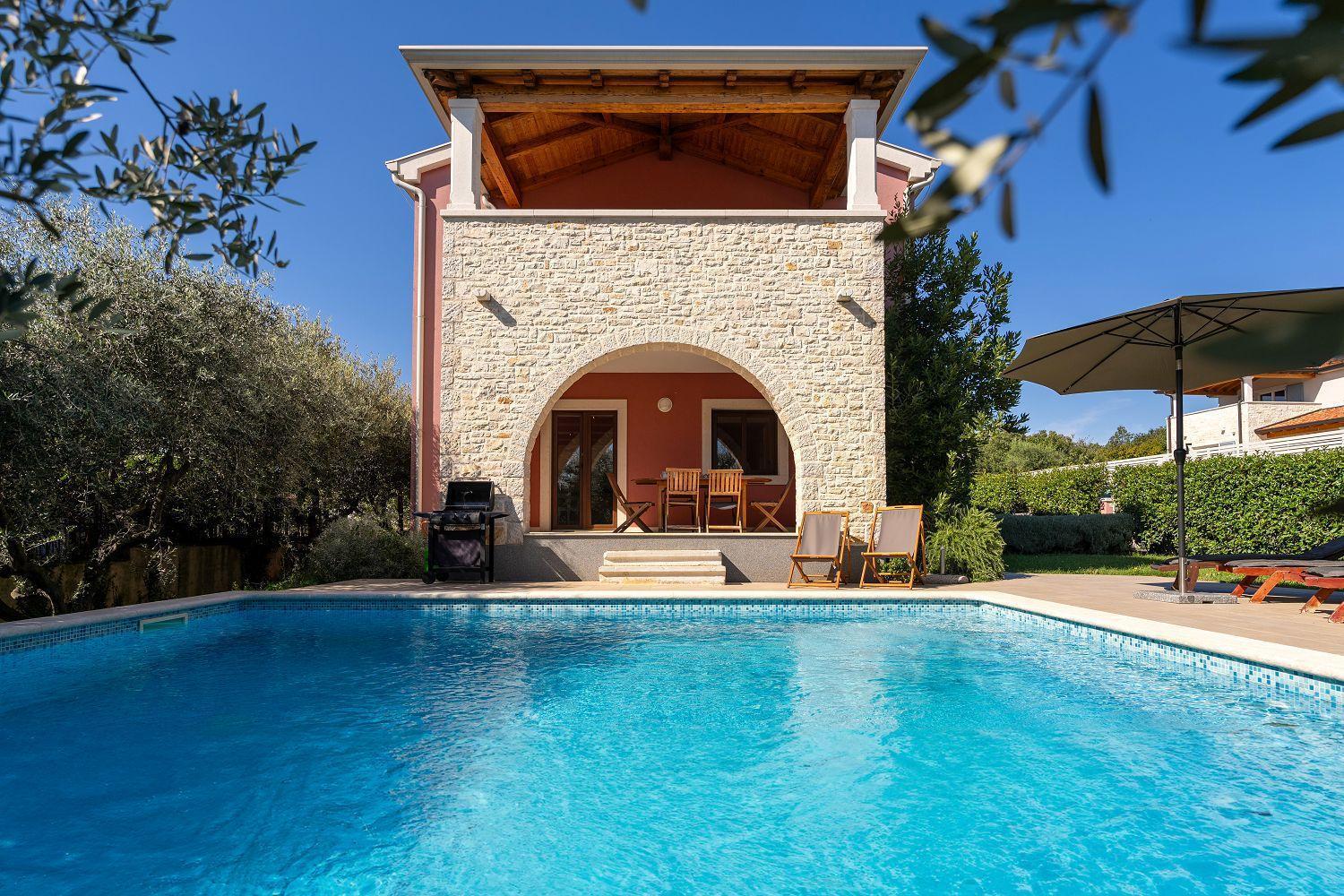 Idyllische Mit Panorama Meerblick, Privatpool, Babybett, Aussendusche, Umgeben Von Oleander Und Oliven Ferienhaus Poreč